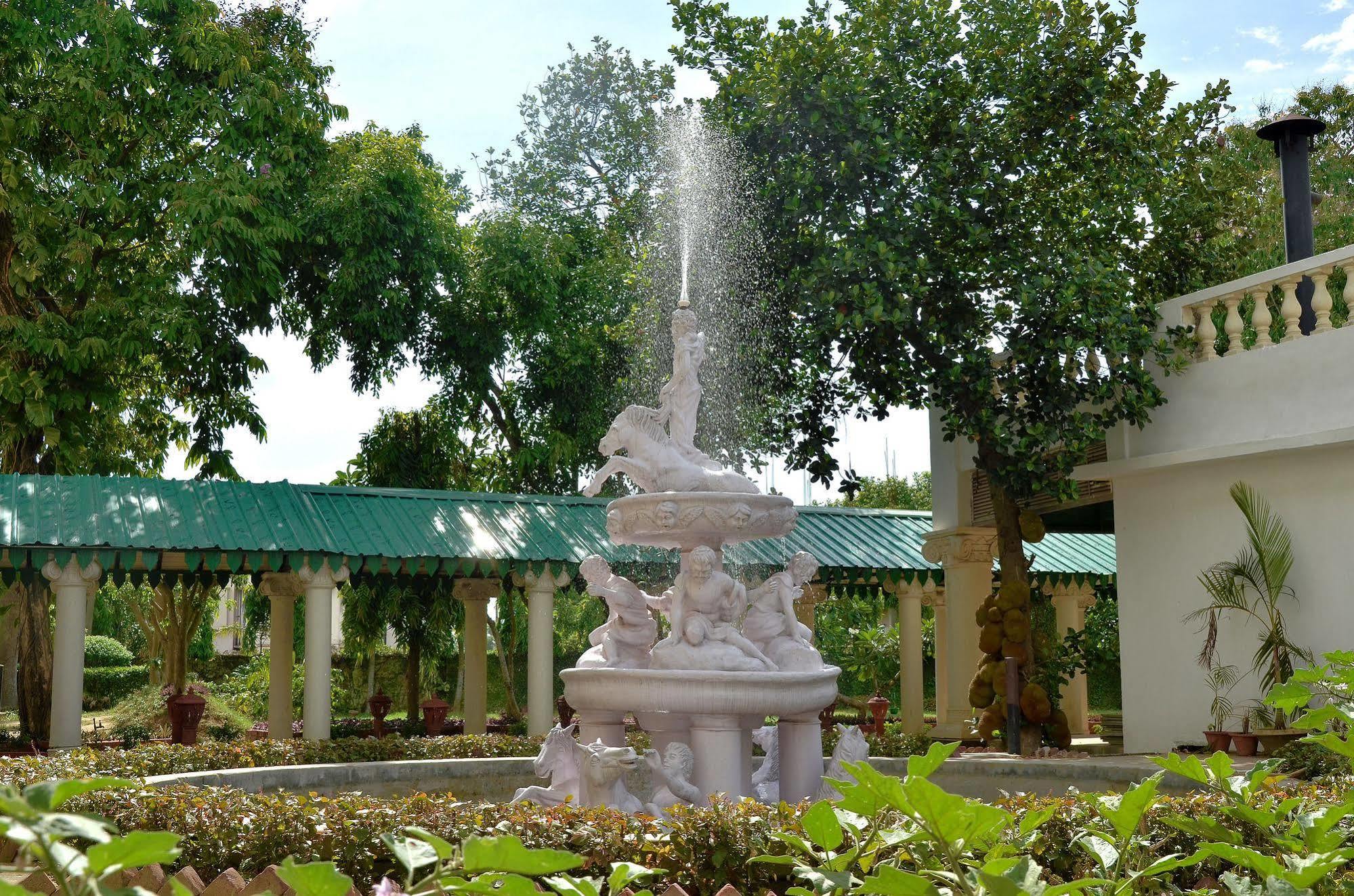 Regenta Camellia Resort And Spa Bolpur Extérieur photo