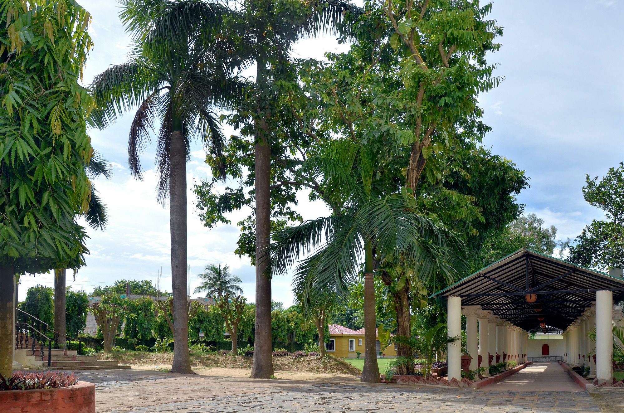 Regenta Camellia Resort And Spa Bolpur Extérieur photo