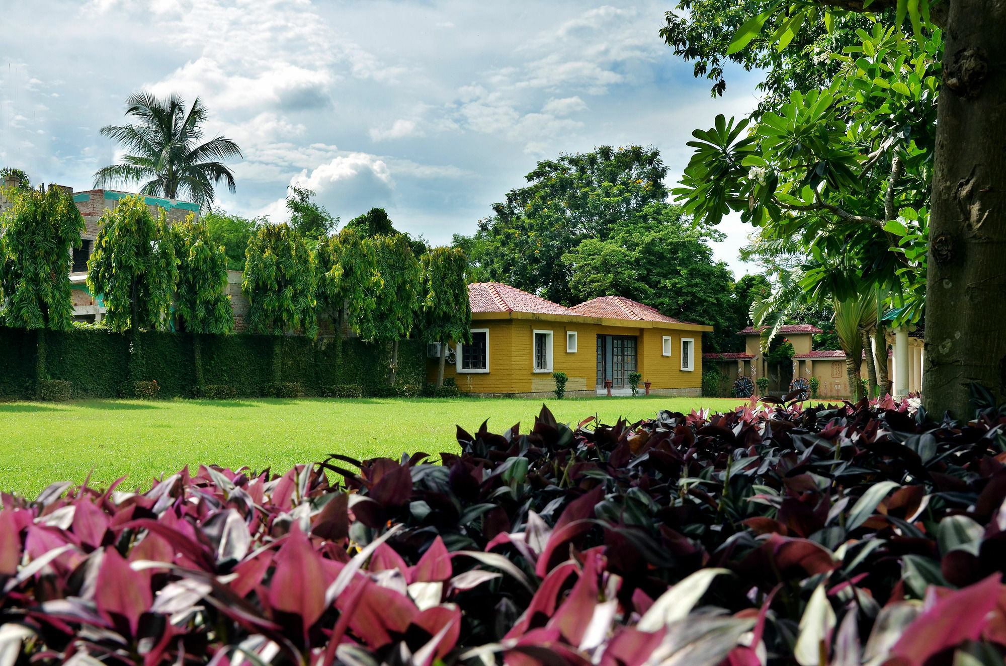 Regenta Camellia Resort And Spa Bolpur Extérieur photo